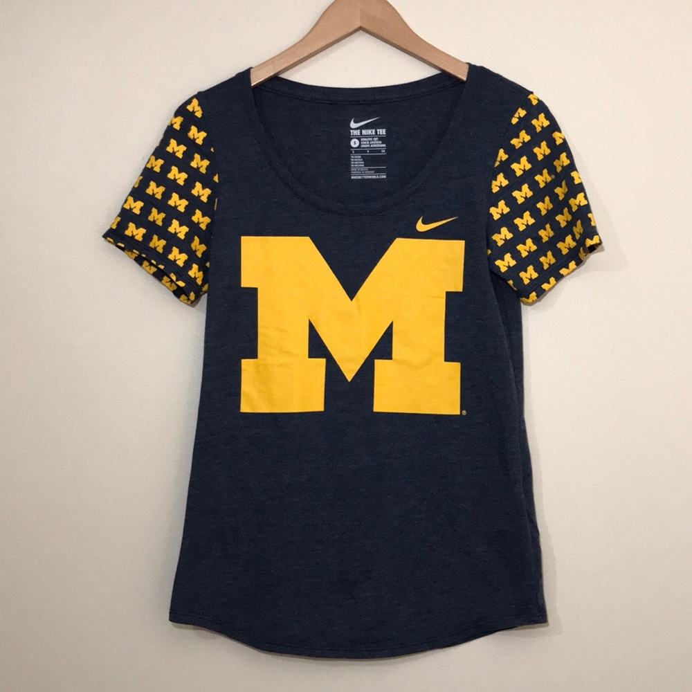 University of Michigan Nike Top